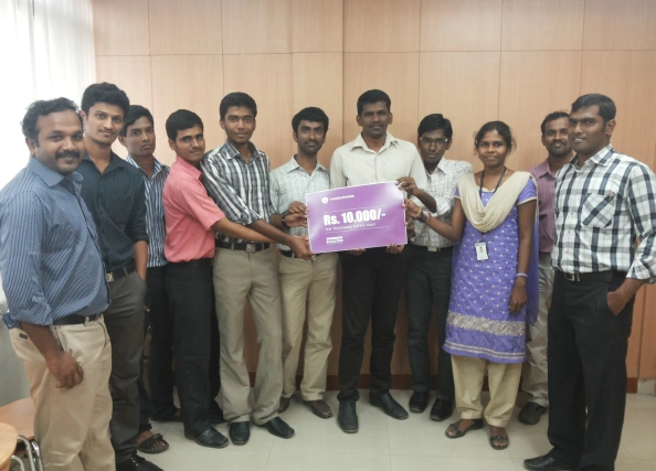Balaji receiving certificate