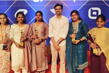 Baskaran Sethurajan with sisters in next event