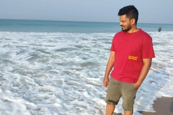 Karthik Anandan at beach