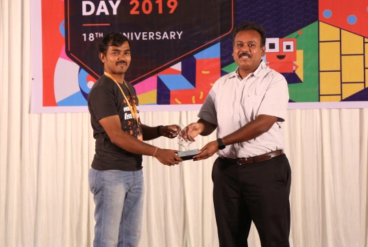 lingaraj receiving award from davis