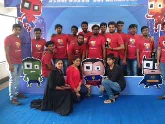 Mohamed Abdul with team in Syncfusion day