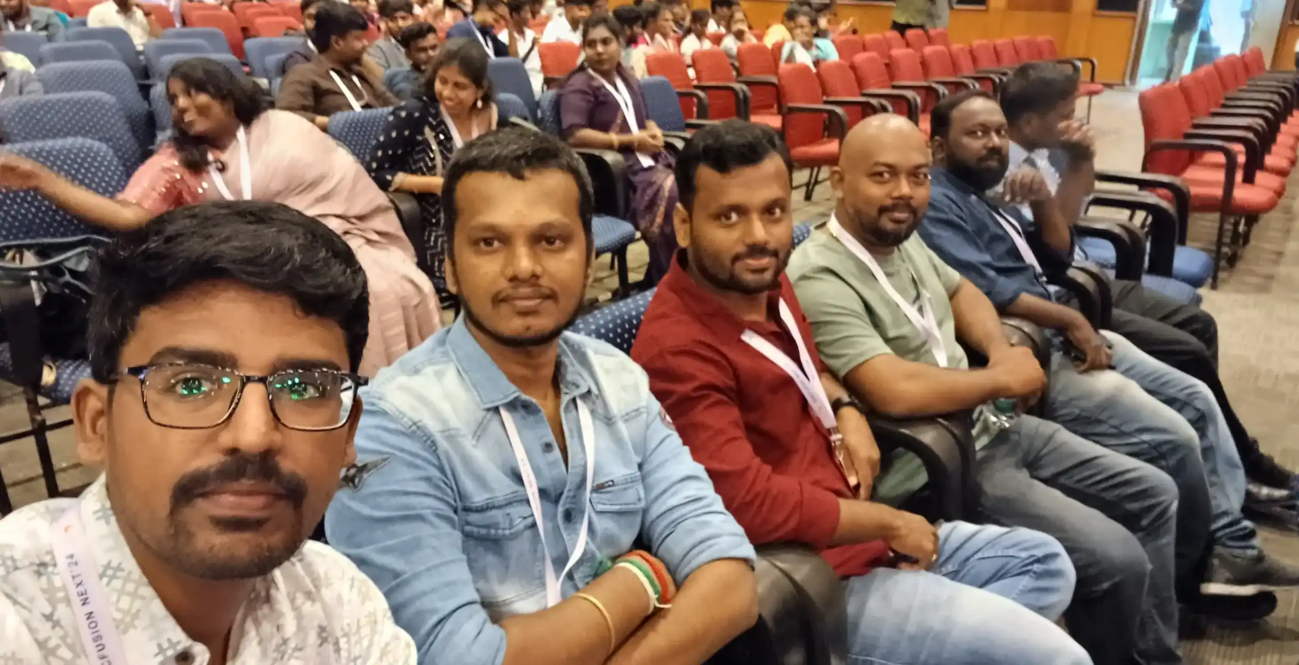 Muneesh kumar taking selfie with his team friends