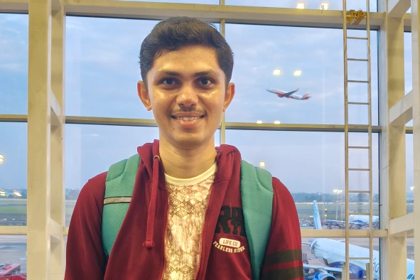 Navin Vinayagam at Airport