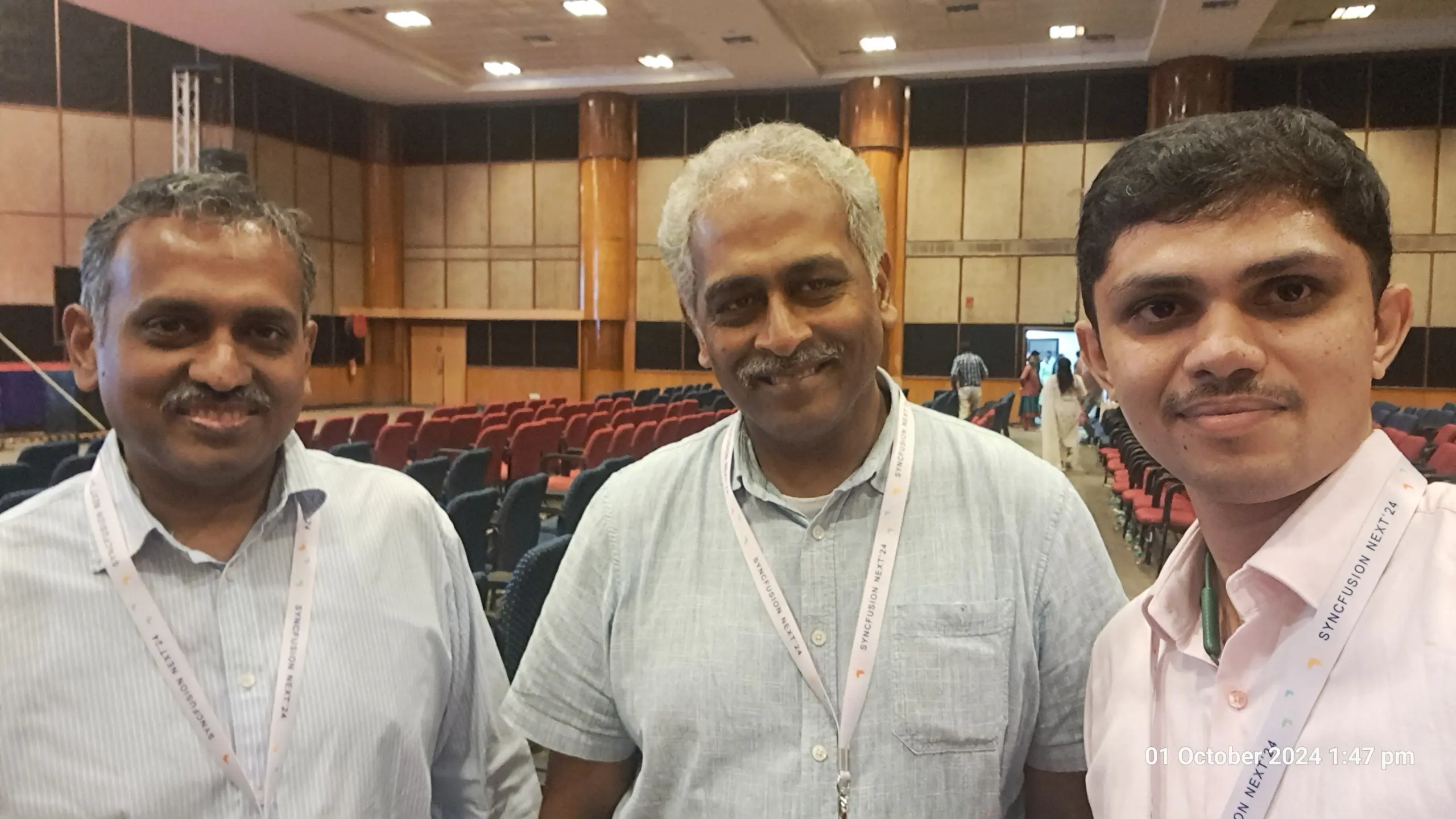 Navin Vinayagam with Senior Leaders