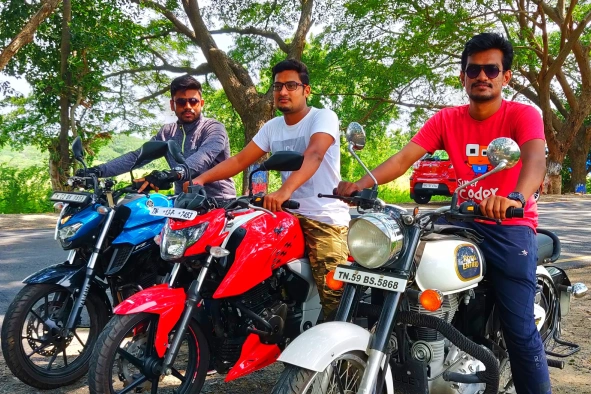 Prakash Viswanathan with Bike