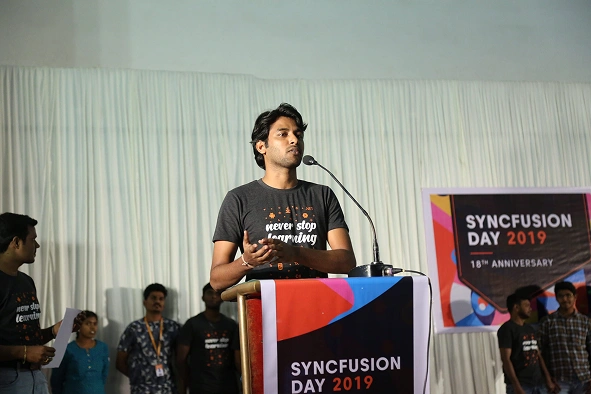 Praveenkumar in stage