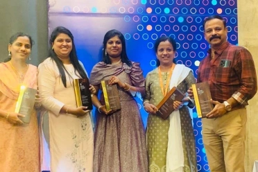 Regina Mary Rayappan With Leadership Team At Syncfusion