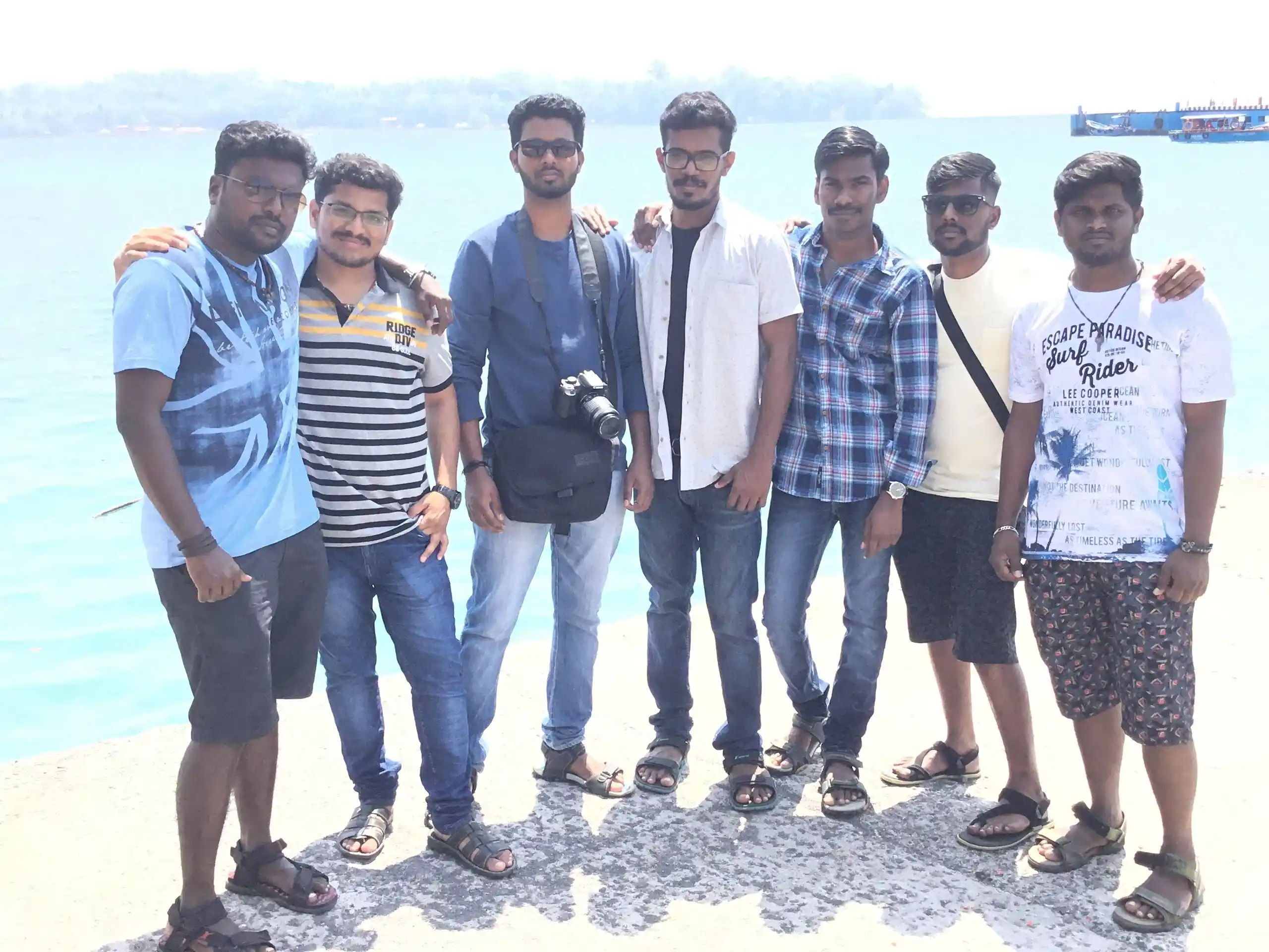 Saravanan Thirunavukkarasu with Friends