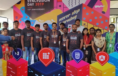 Sasi kumar with team in the syncfusion banner