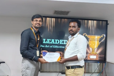 Satheesh Kumar Kalimuthu Receiving Recognition Award