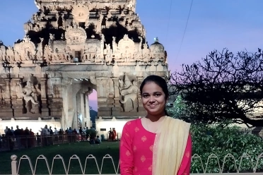 Susmitha Sundar At Historic Monument