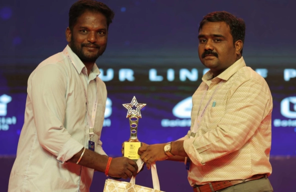 Thangavel Ellappan Star Performer Award Receiving