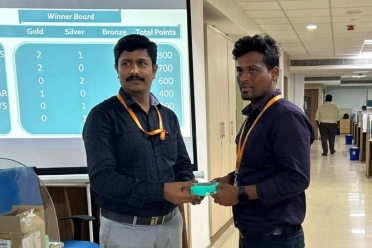 Vijayaraj Angappan Receiving Team Recognition